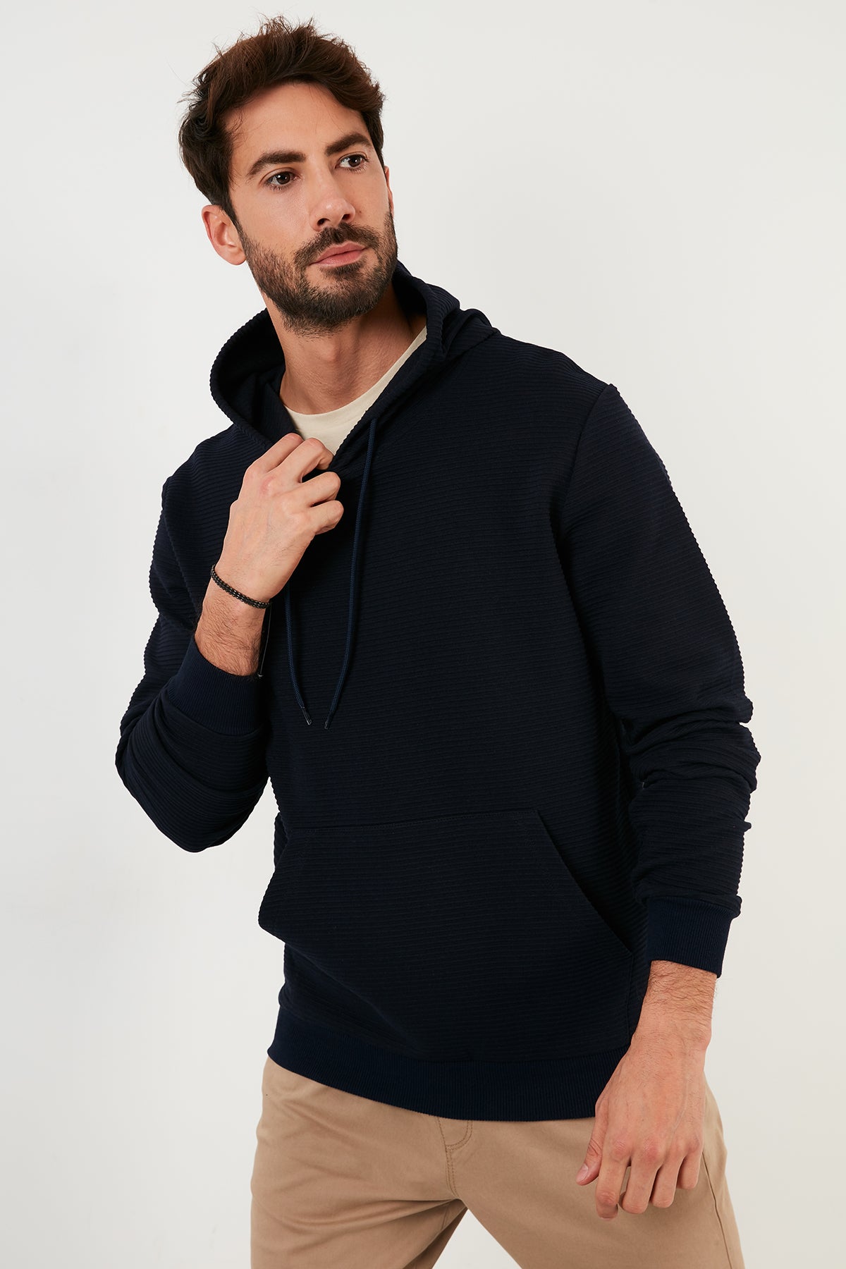 Buratti Pamuklu Kapüşonlu Kanguru Cepli Slim Fit Erkek Sweat 5896598 LACİVERT