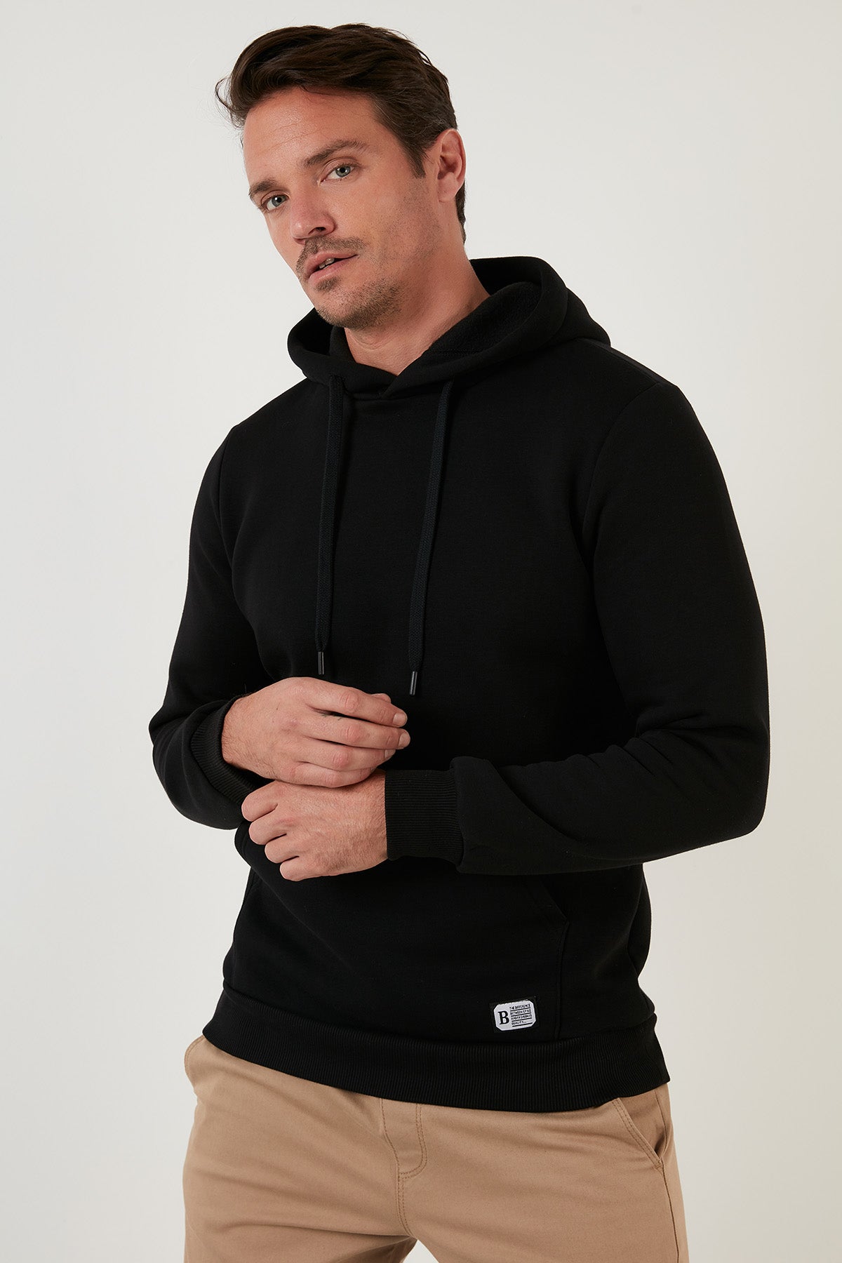 Buratti Slim Fit Kapüşonlu Kanguru Cepli İçi Tüylü Yumuşak Şardonlu Erkek Sweat 5905281 SİYAH