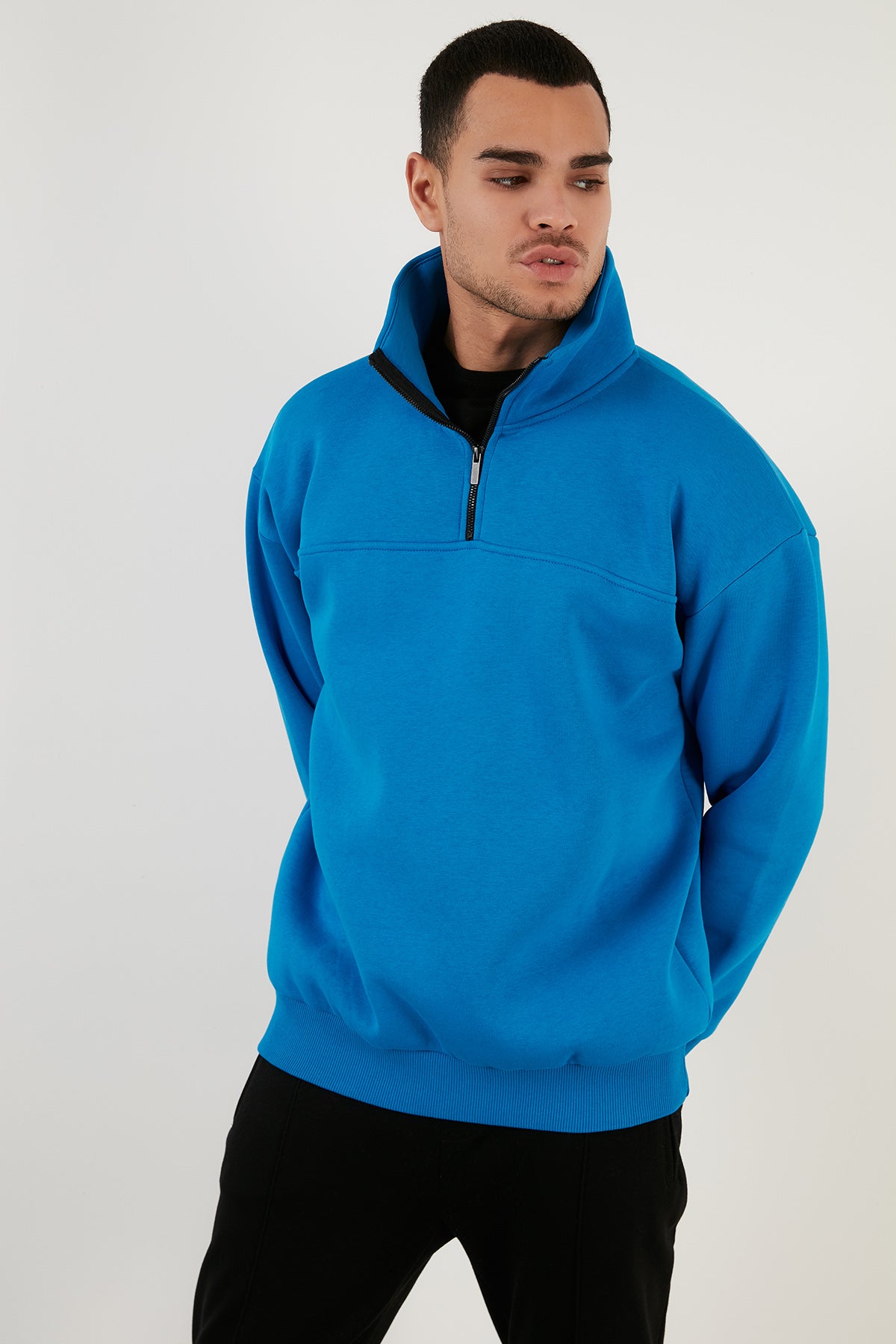 Buratti Regular Fit Pamuklu İçi Tüylü Yumuşak Şardonlu Kışlık Erkek Sweat 59053431 Deniz Mavi