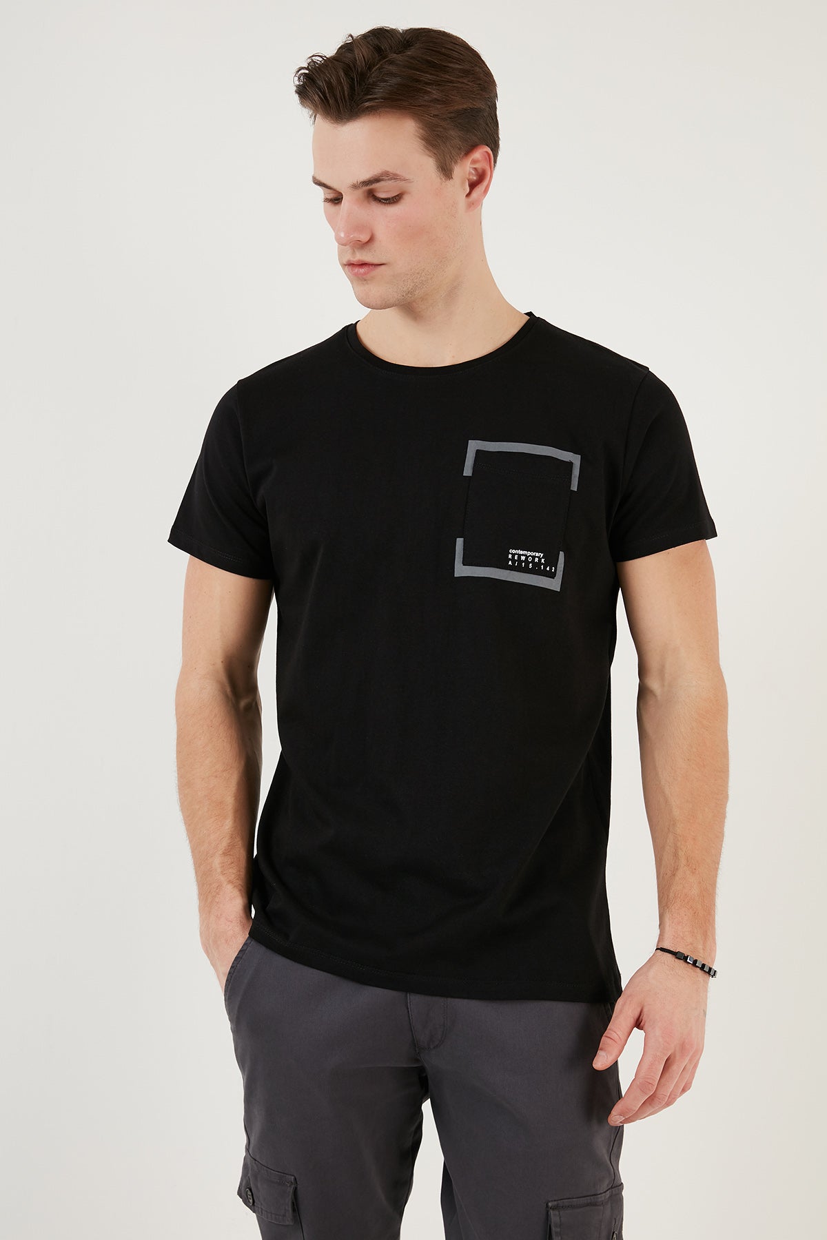 Buratti Bisiklet Yaka % 100 Pamuklu Slim Fit Erkek T Shirt 541REWORK SİYAH