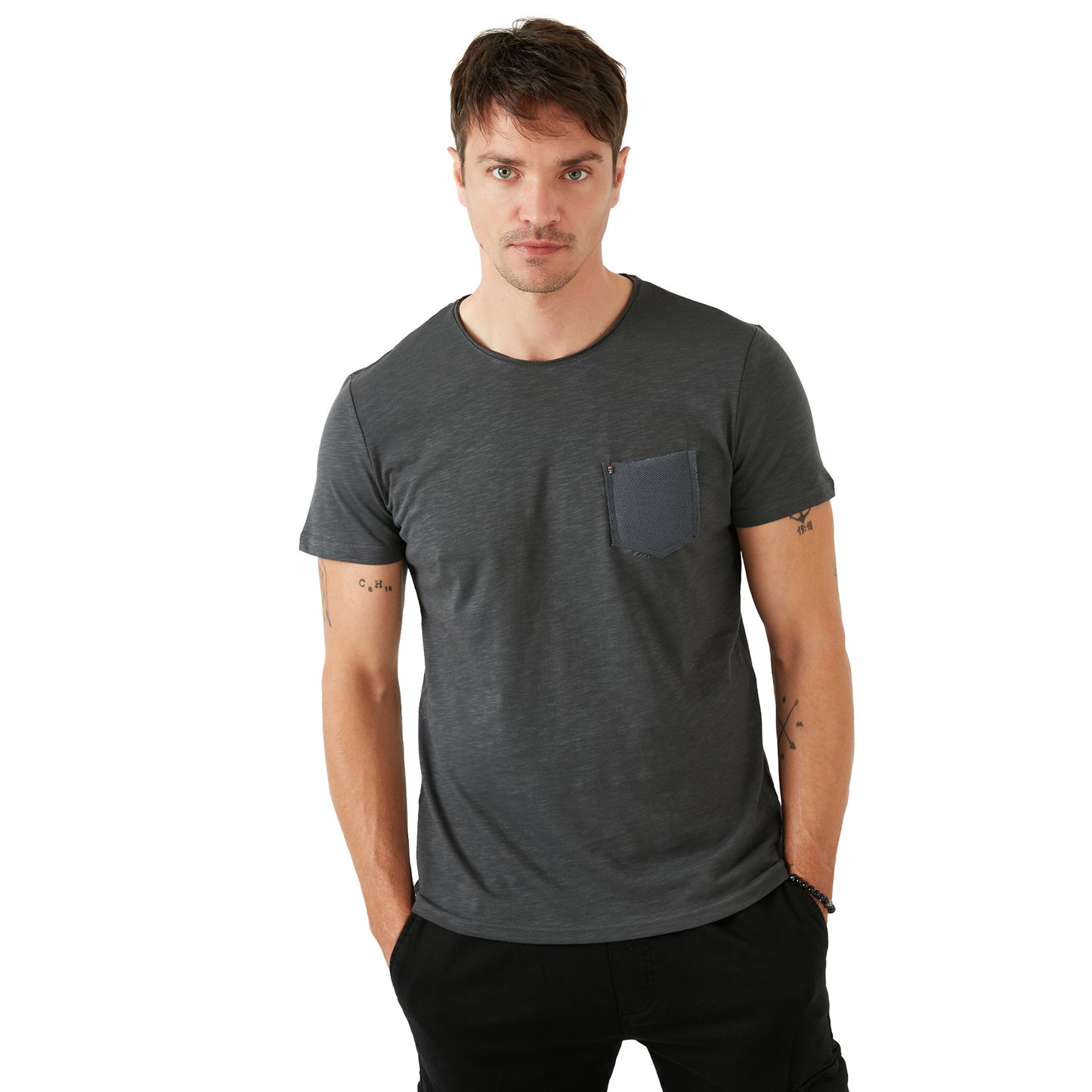 Buratti % 100 Pamuklu Slim Fit Bisiklet Yaka Cepli Erkek T Shirt 5902000 ANTRASİT