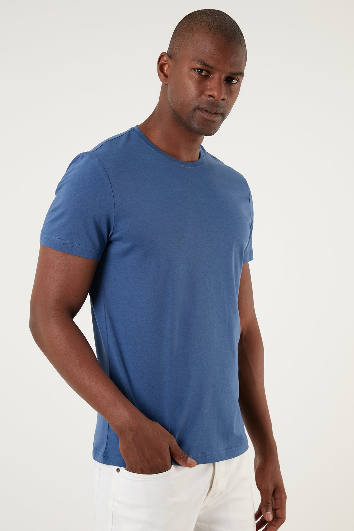 Buratti Regular Fit Bisiklet Yaka % 100 Pamuk Basic Erkek T Shirt 5902020 İNDİGO