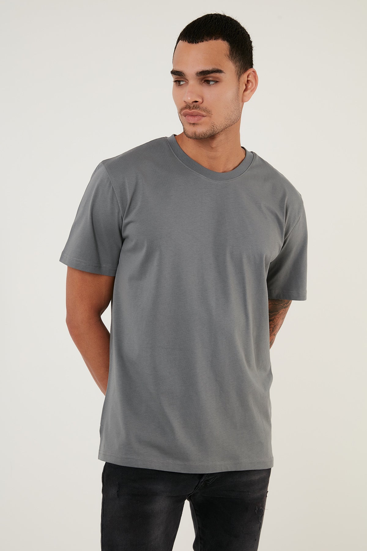 Buratti Regular Fit Bisiklet Yaka Pamuklu Basic Erkek T Shirt 5902271 ANTRASİT