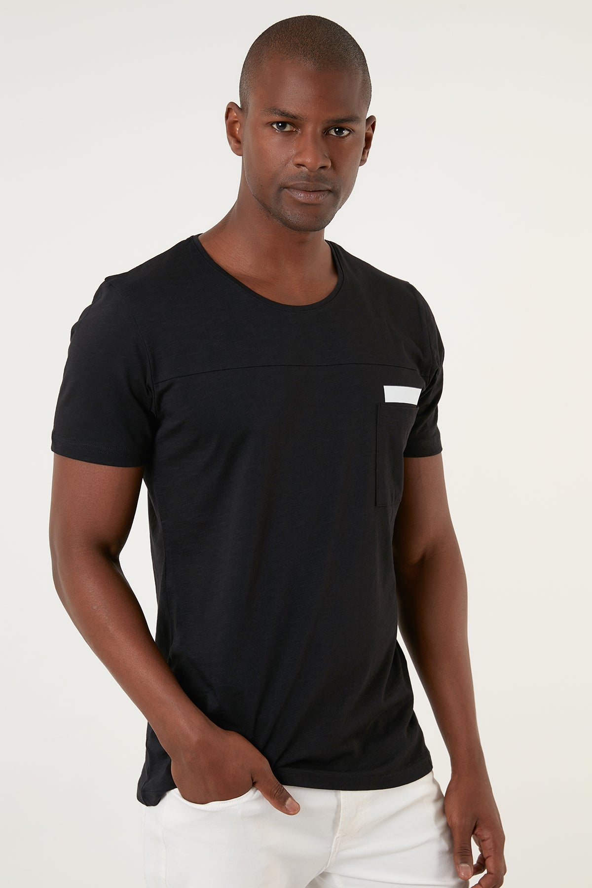 Buratti Pamuklu Bisiklet Yaka Regular Fit Cepli Erkek T Shirt 5902274 SİYAH