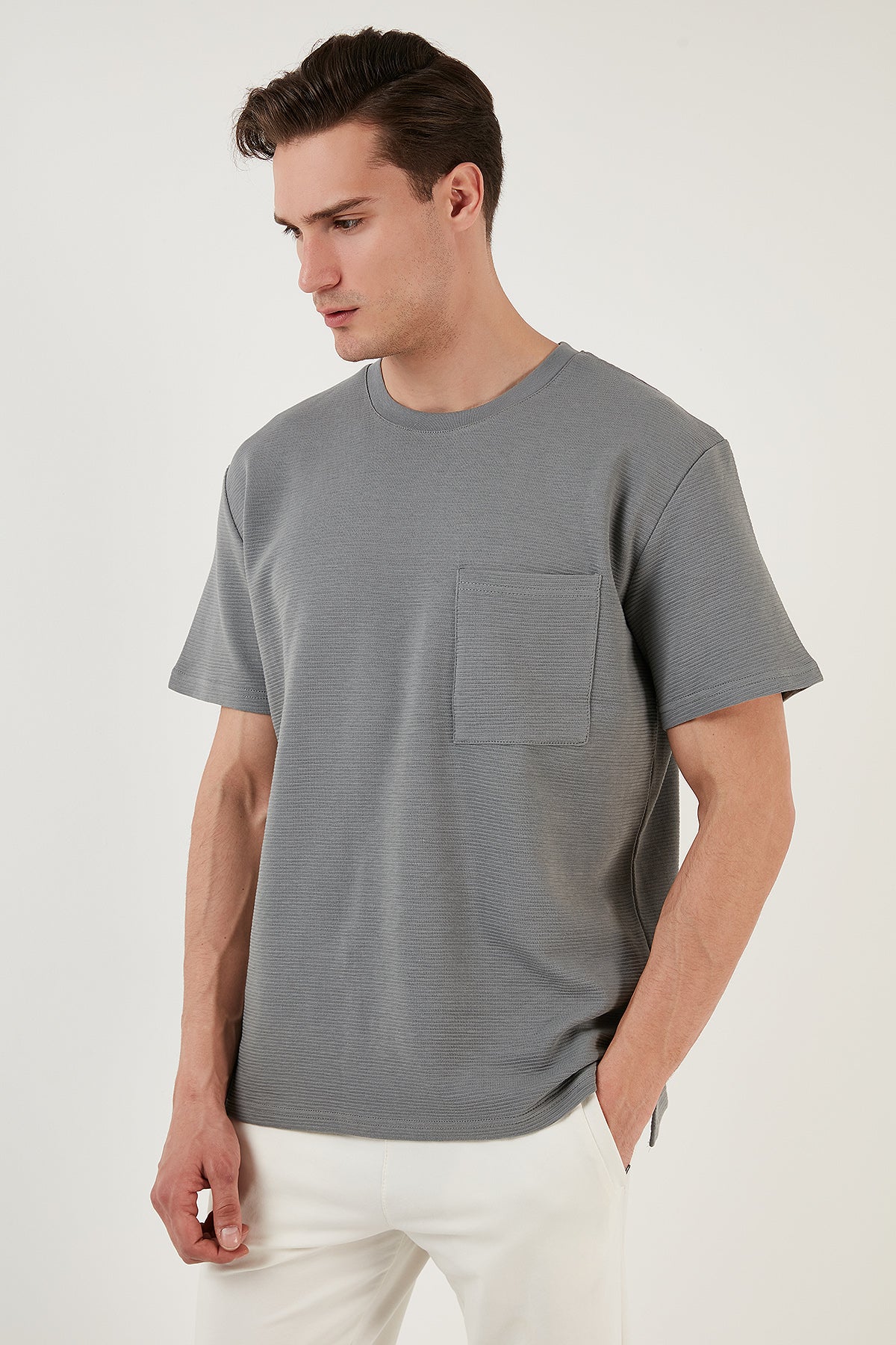 Buratti Bisiklet Yaka Tek Cepli Pamuklu Oversize Erkek T Shirt 5902305 AÇIK HAKİ