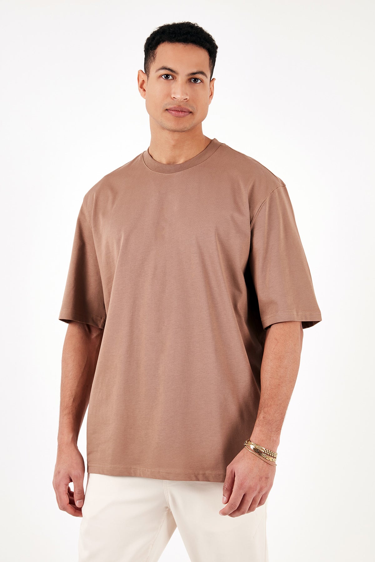 Buratti Pamuklu Oversize Bisiklet Yaka Basic Erkek T Shirt 5902365 TOPRAK