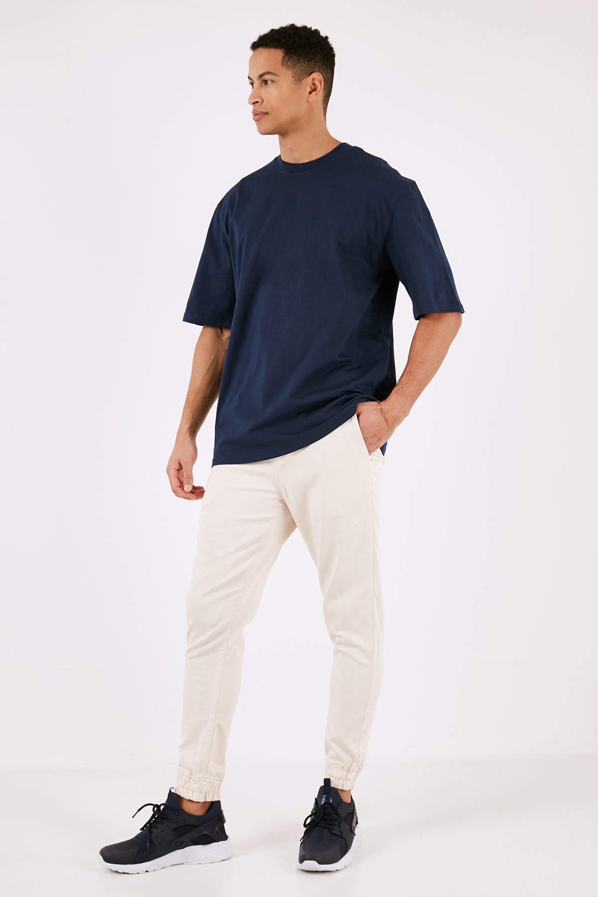 Buratti Pamuklu Oversize Bisiklet Yaka Basic Erkek T Shirt 5902365 İNDİGO