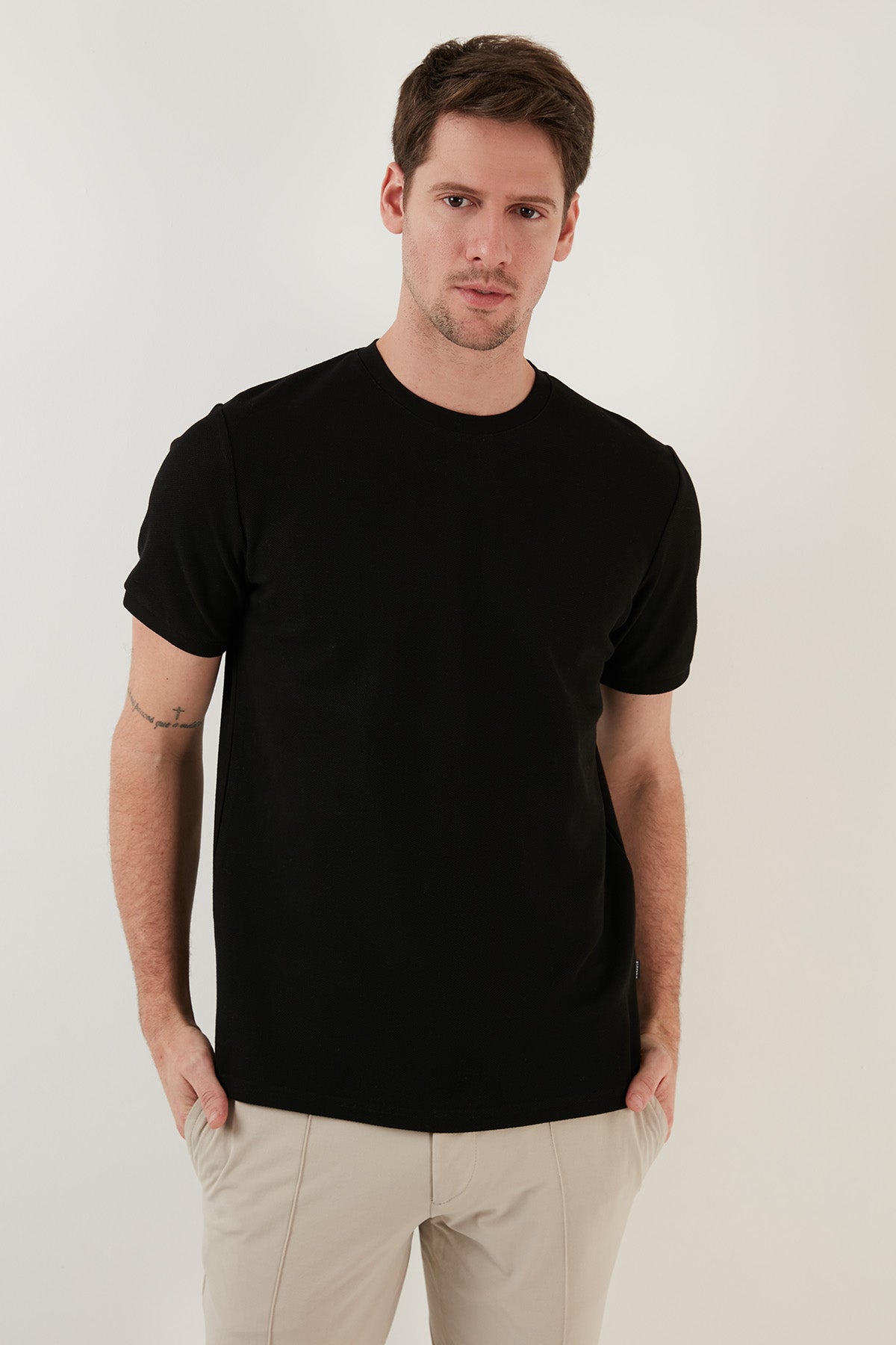 Buratti Pamuklu Bisiklet Yaka Basic Erkek T Shirt 5902387 SİYAH