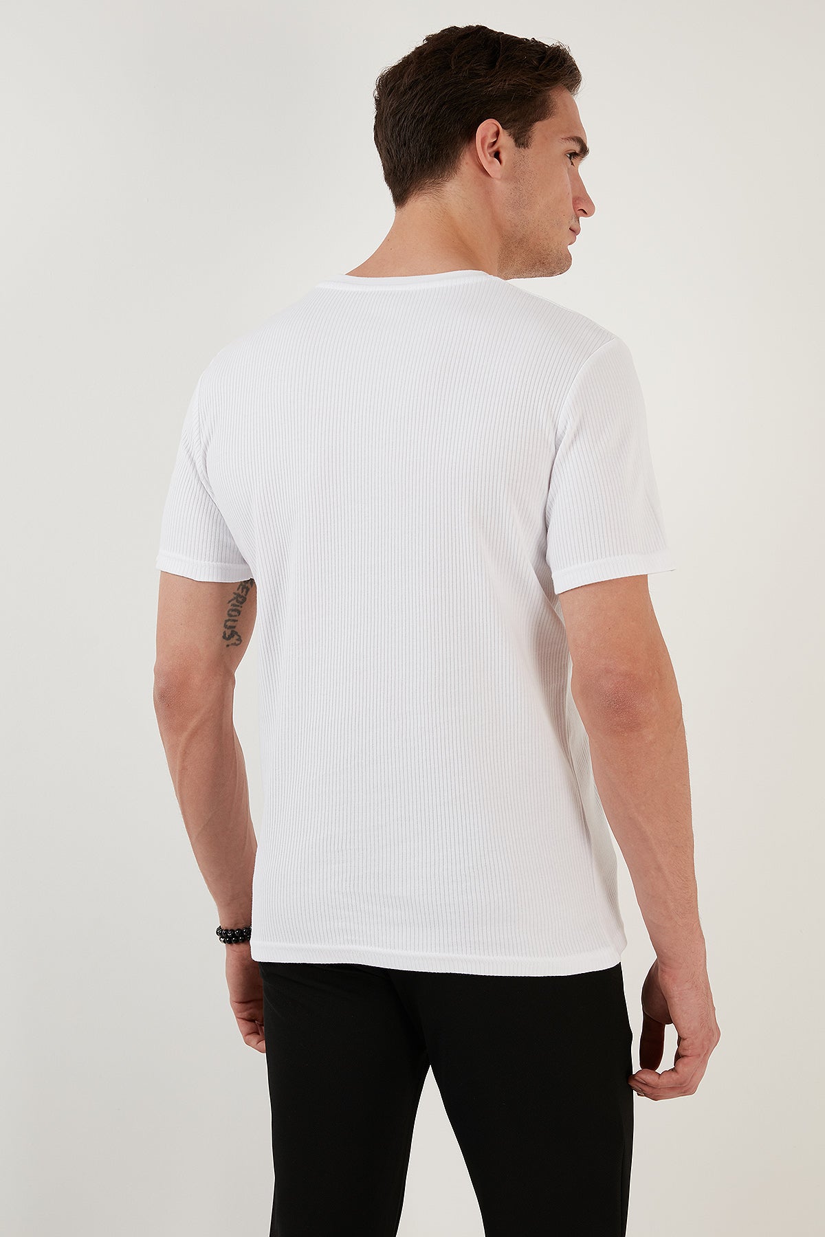 Buratti % 100 Pamuk Regular Fit Bisiklet Yaka Erkek T Shirt 5902407 BEYAZ