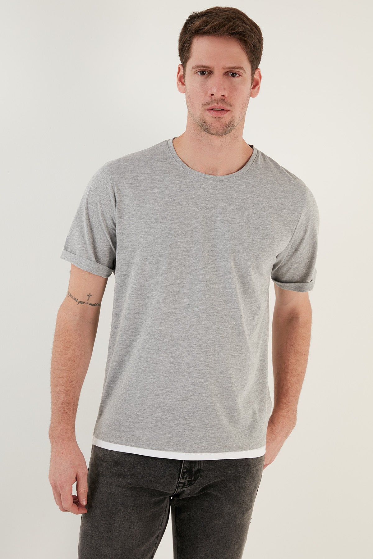 Buratti % 100 Pamuk Regular Fit Bisiklet Yaka Erkek T Shirt 5902515 GRİ MELANJ