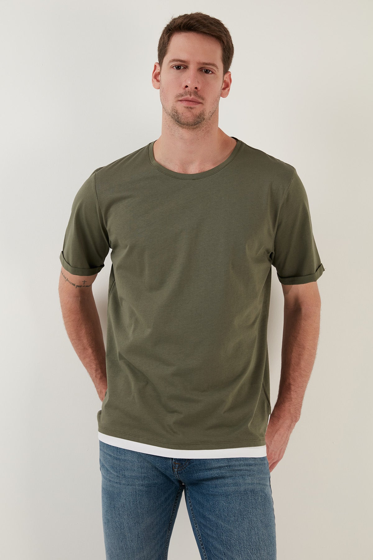 Buratti % 100 Pamuk Regular Fit Bisiklet Yaka Erkek T Shirt 5902515 HAKİ