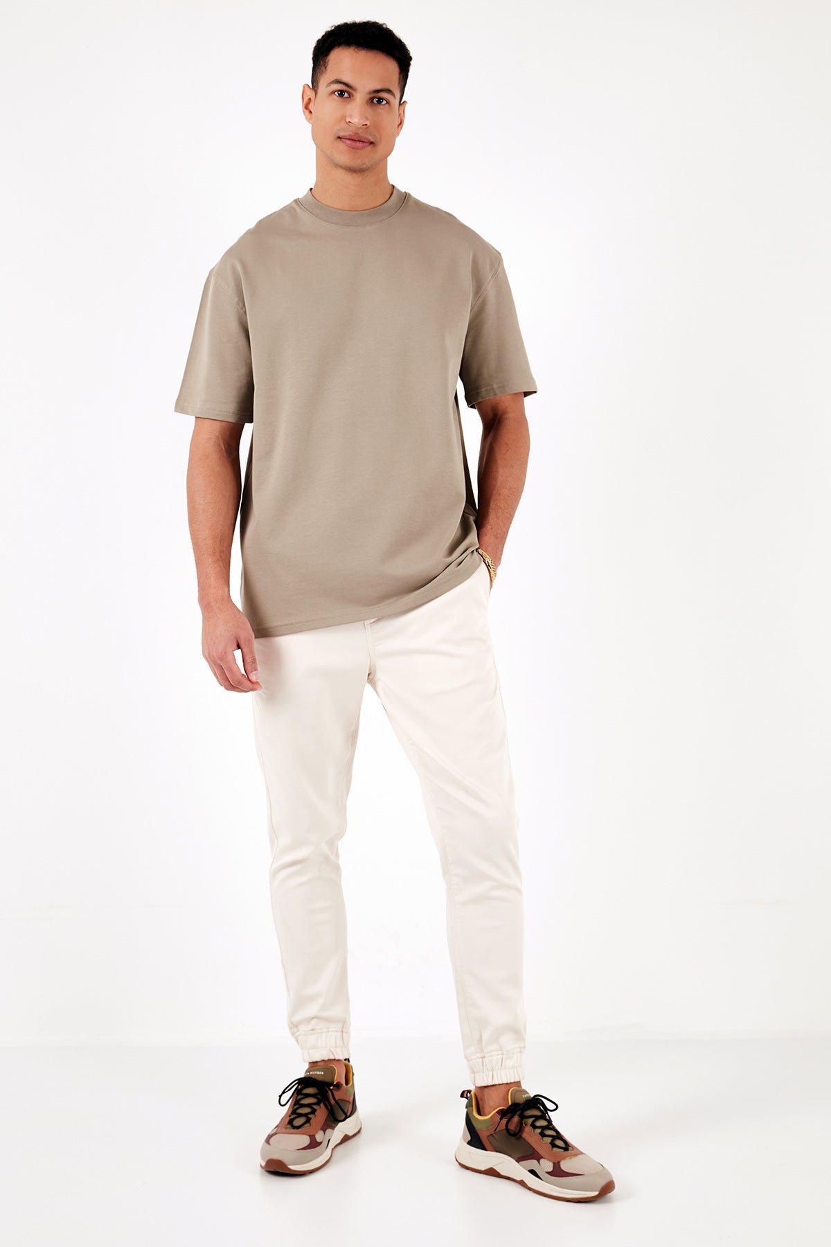 Buratti Pamuklu Bisiklet Yaka Relaxed Fit Basic Erkek T Shirt 5902610 Vizon Yeşili