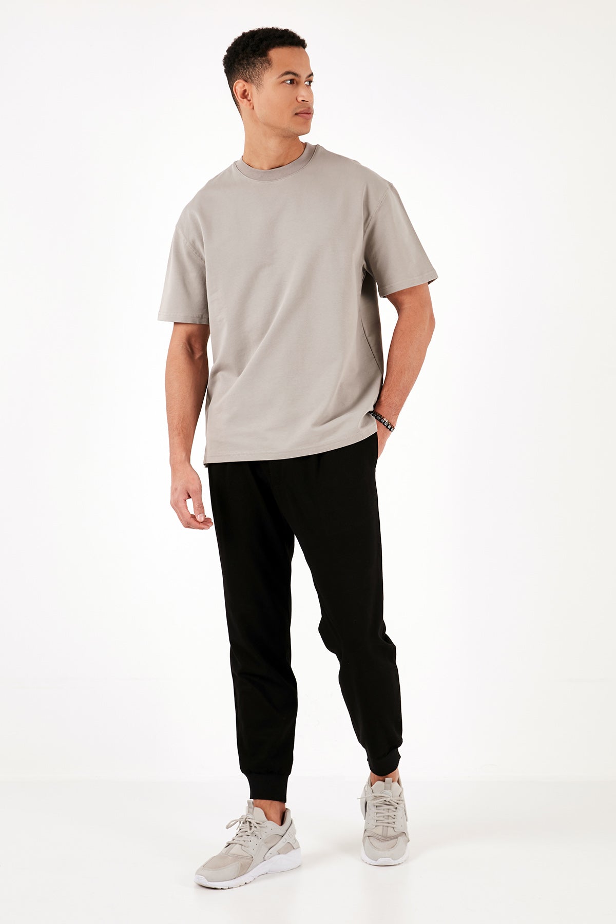 Buratti Pamuklu Bisiklet Yaka Relaxed Fit Basic Erkek T Shirt 5902610 KÜL