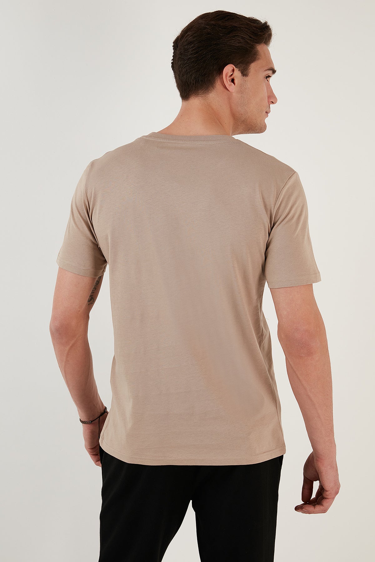 Buratti % 100 Pamuk Regular Fit Bisiklet Yaka Erkek T Shirt 5902620 VİZON