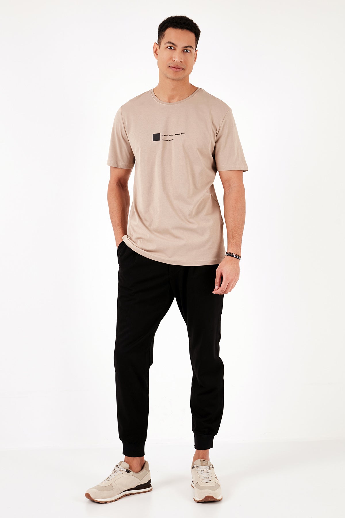 Buratti % 100 Pamuk Regular Fit Bisiklet Yaka Erkek T Shirt 5902622 VİZON