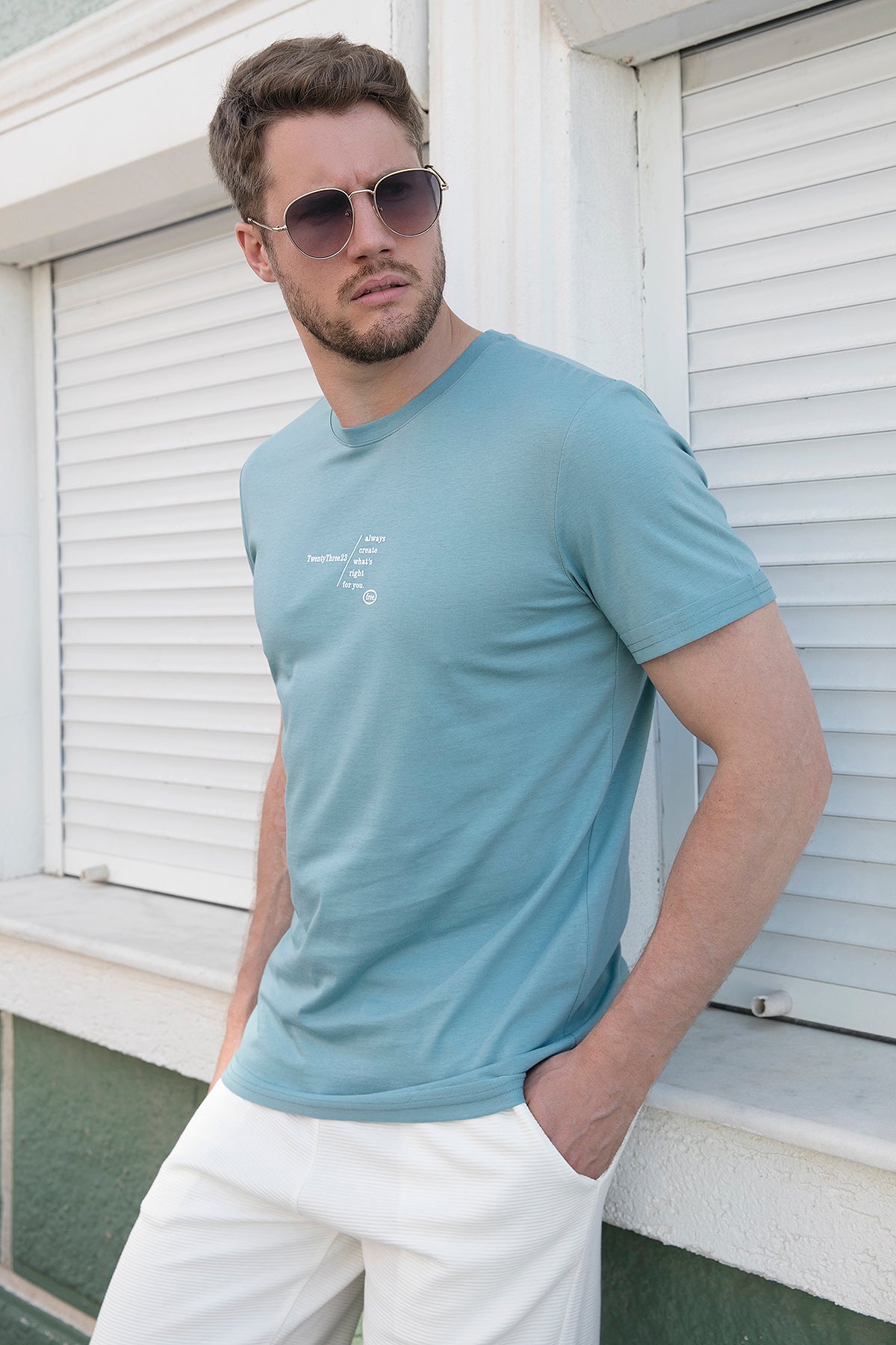 Buratti % 100 Pamuk Regular Fit Bisiklet Yaka Erkek T Shirt 5902623 MAVİ