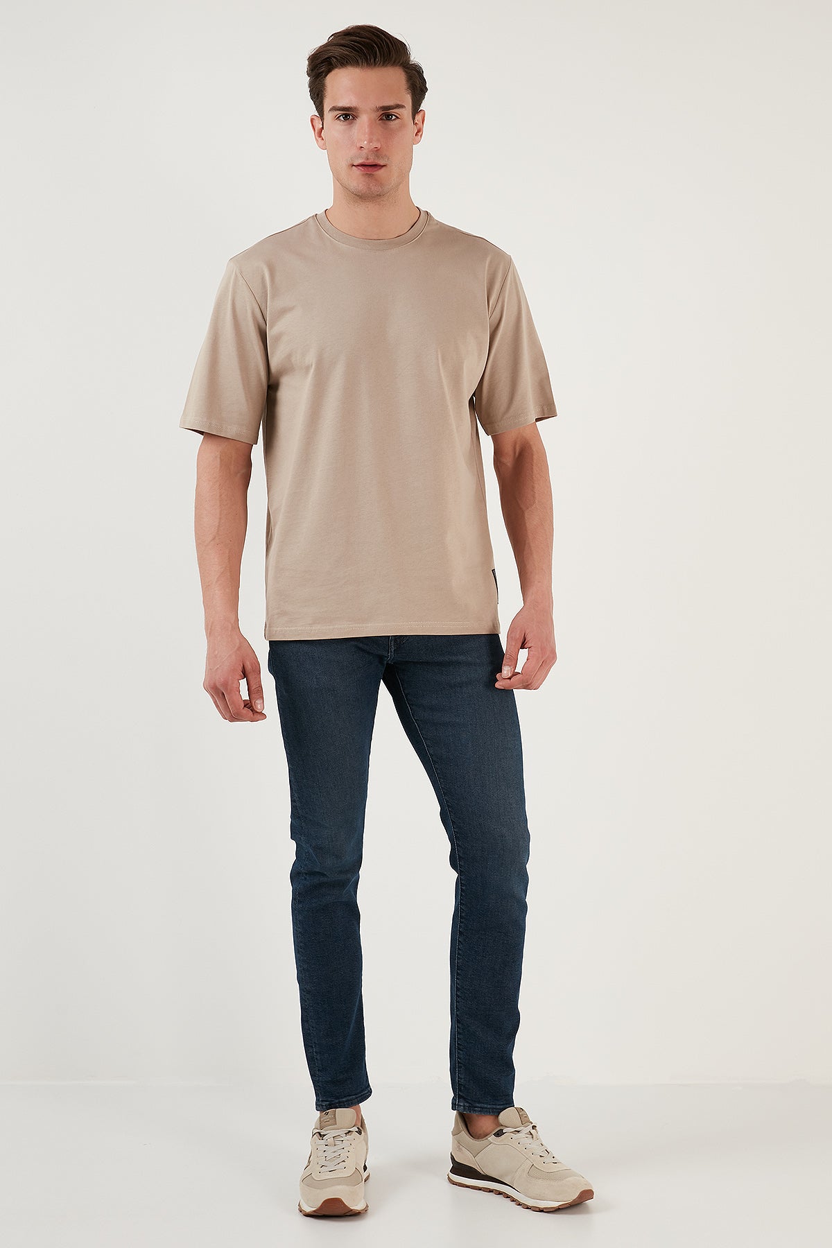 Buratti % 100 Pamuk Sırt Baskılı Oversize Bisiklet Yaka Erkek T Shirt 5902636 VİZON