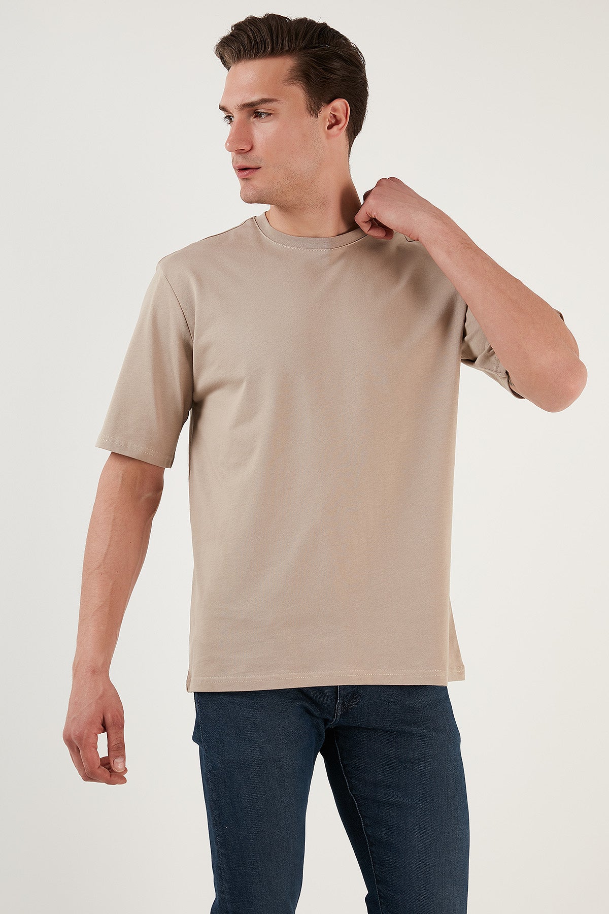 Buratti % 100 Pamuk Sırt Baskılı Oversize Bisiklet Yaka Erkek T Shirt 5902636 VİZON