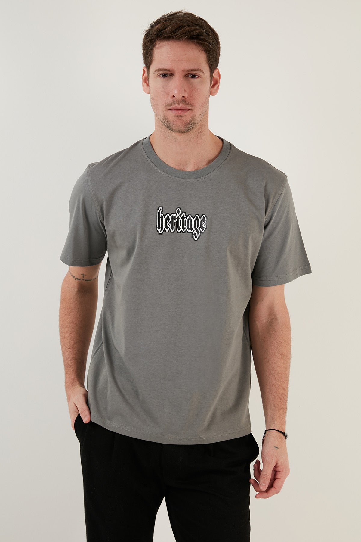 Buratti % 100 Pamuk Relaxed Fit Bisiklet Yaka Erkek T Shirt 5902637 AÇIK HAKİ