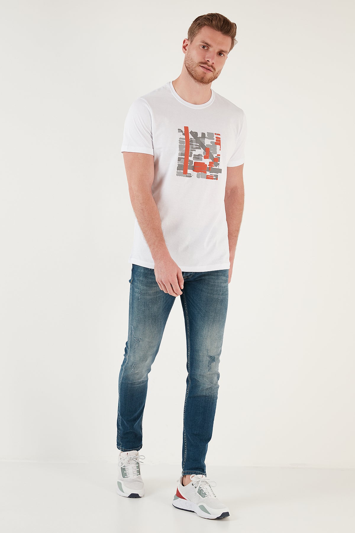 Buratti Baskılı Bisiklet Yaka % 100 Pamuk Slim Fit Erkek T Shirt 646R3710 BEYAZ