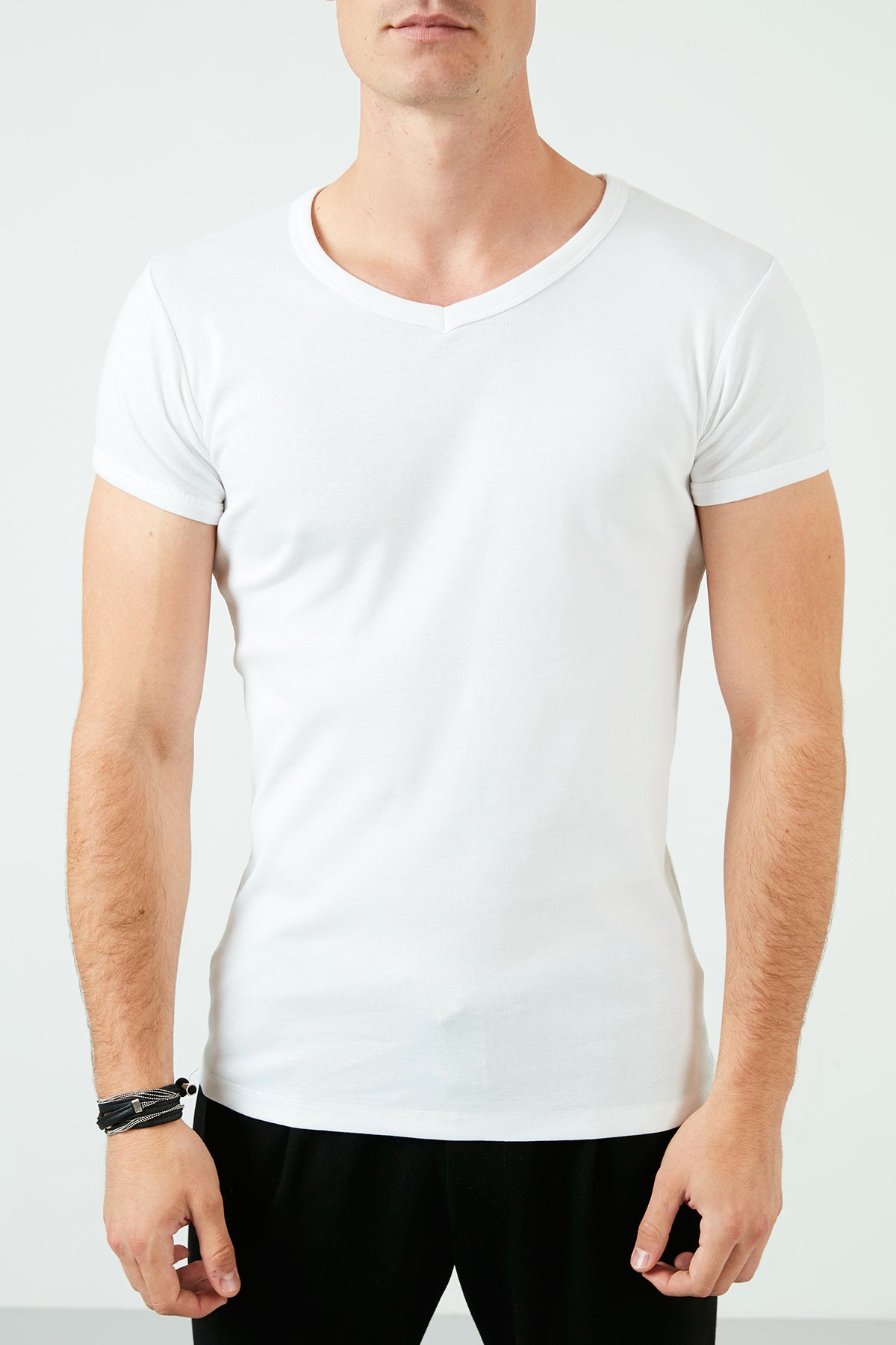 Buratti V Yaka Slim Fit % 100 Pamuk Erkek T Shirt 5412043 BEYAZ